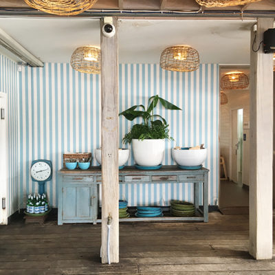 Beautiful Coastal Themed Restaurant That Will Inspire You To Re-decorate Your Home