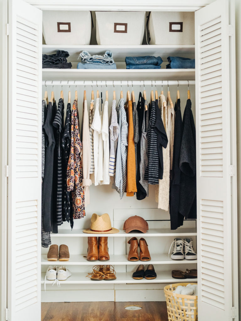 How to organize your wardrobe closet