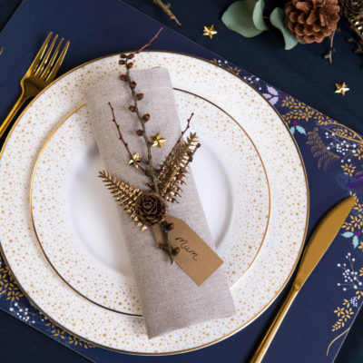 How To Create A Unique Christmas Table Setup